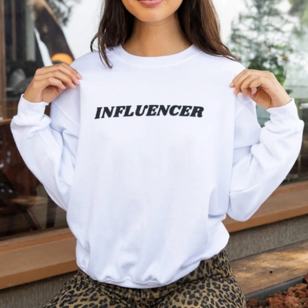 Sub_Urban Riot Influencer Top White Sweatshirt Crew Neck  NWT